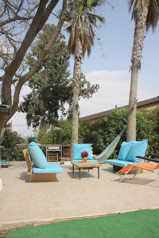 Desert Bird Guest House Arad Exterior foto
