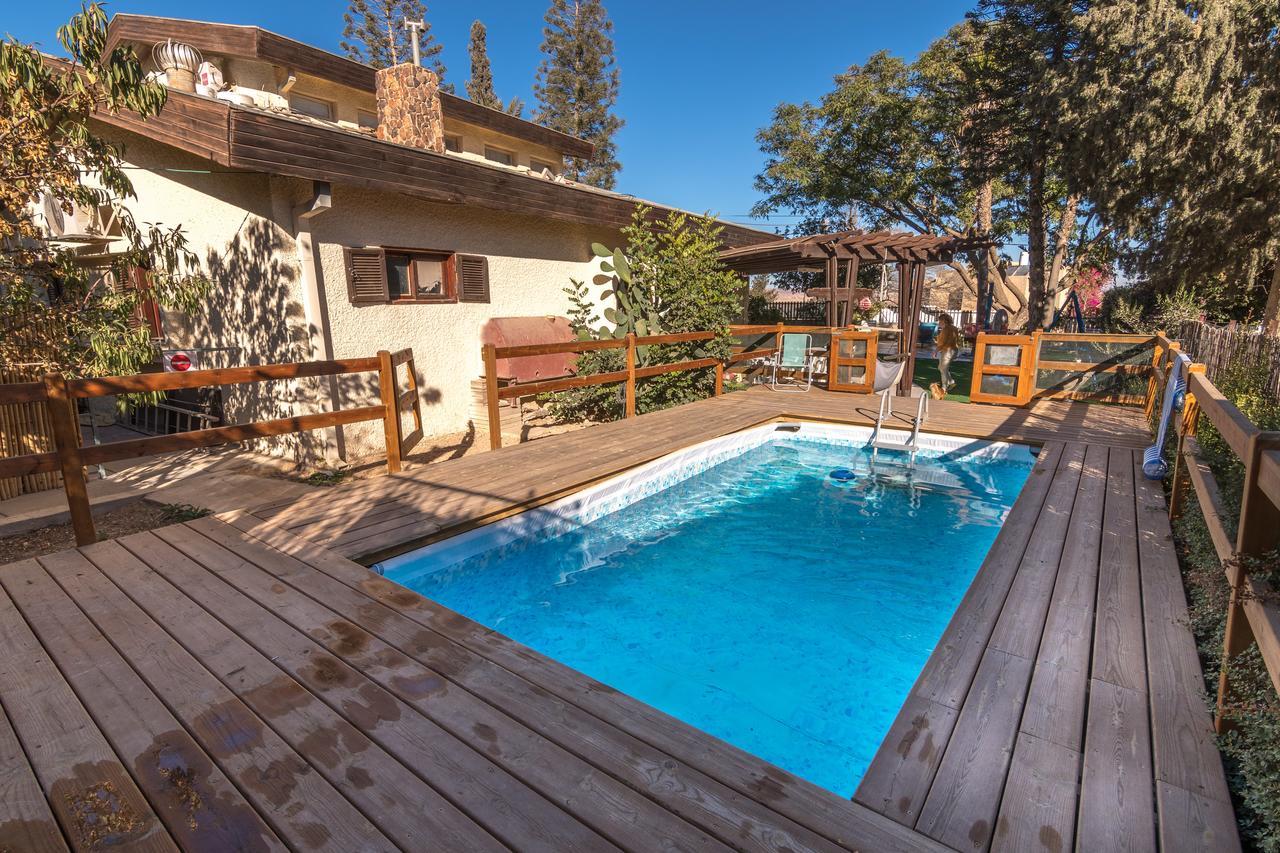 Desert Bird Guest House Arad Exterior foto